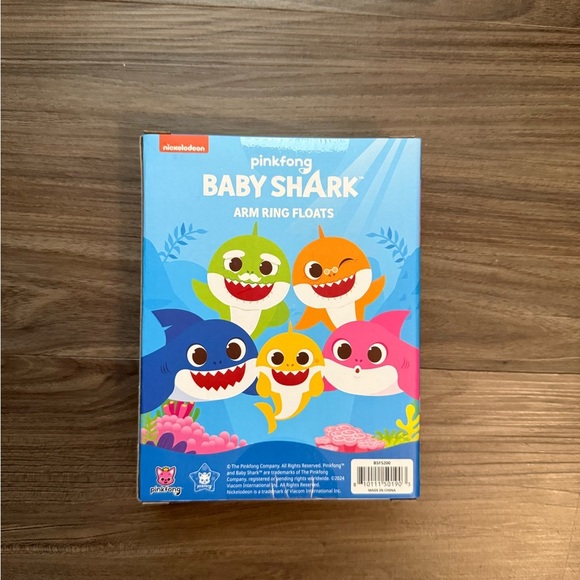 Baby Shark Arm Ring Floats - Blue - Picture 2 of 3
